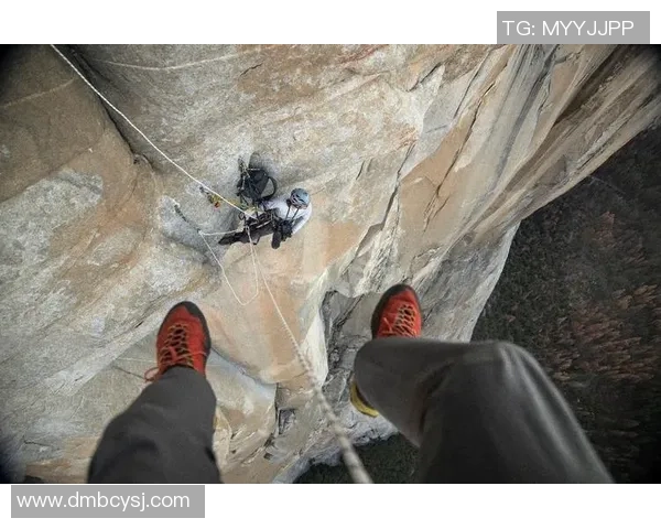 攀岩人生的高峰与低谷：黄强的成长与坚持之路